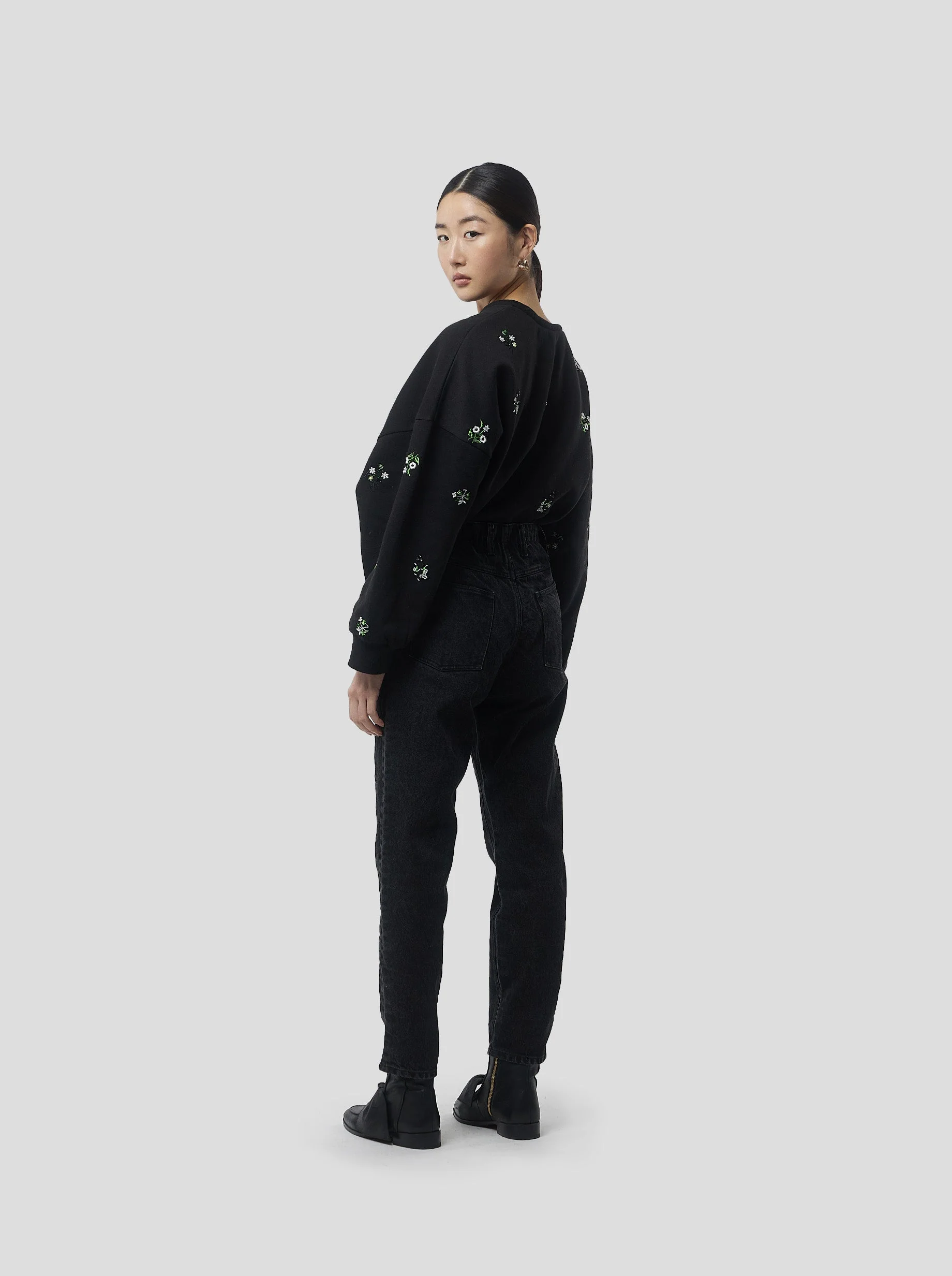 Bean pants in Black denim - Image 3