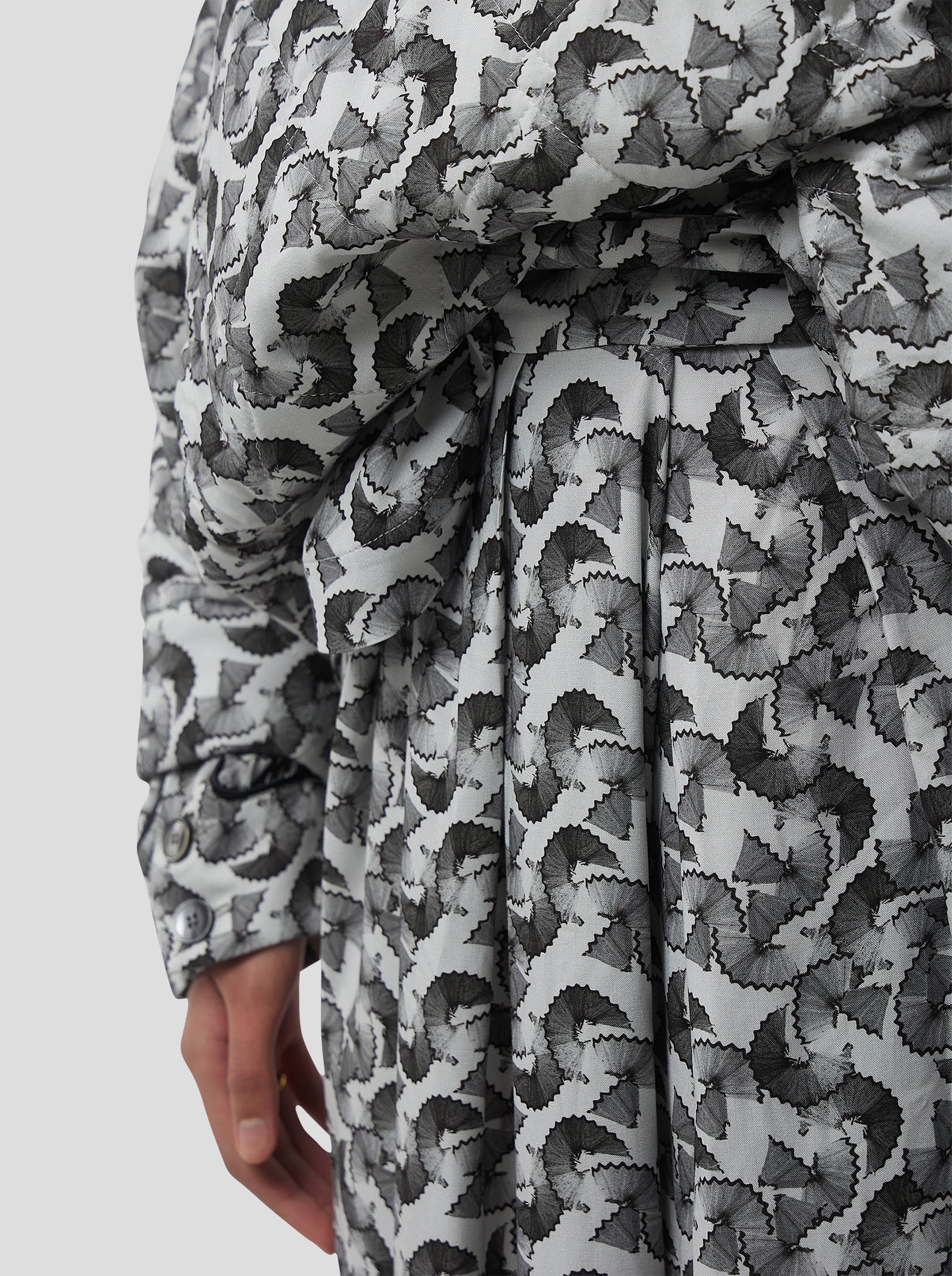 Brooklyn Jumper in Lead shavings print - Image 10