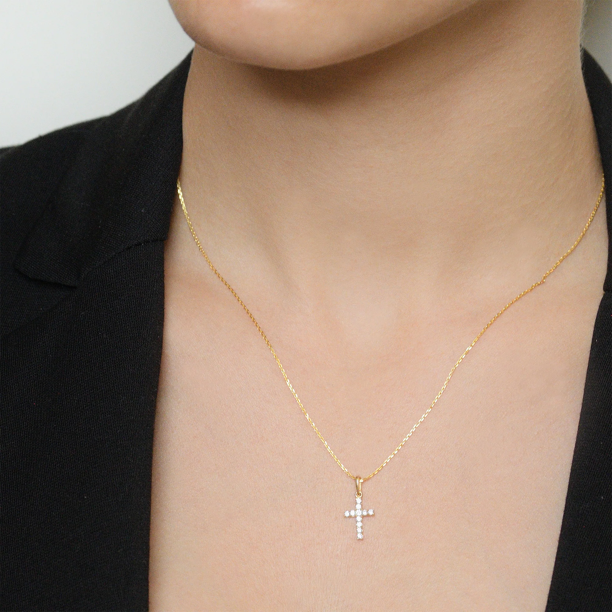 Pendentif "Croix Vérité" - Or Jaune 375/1000 Et Zirconium