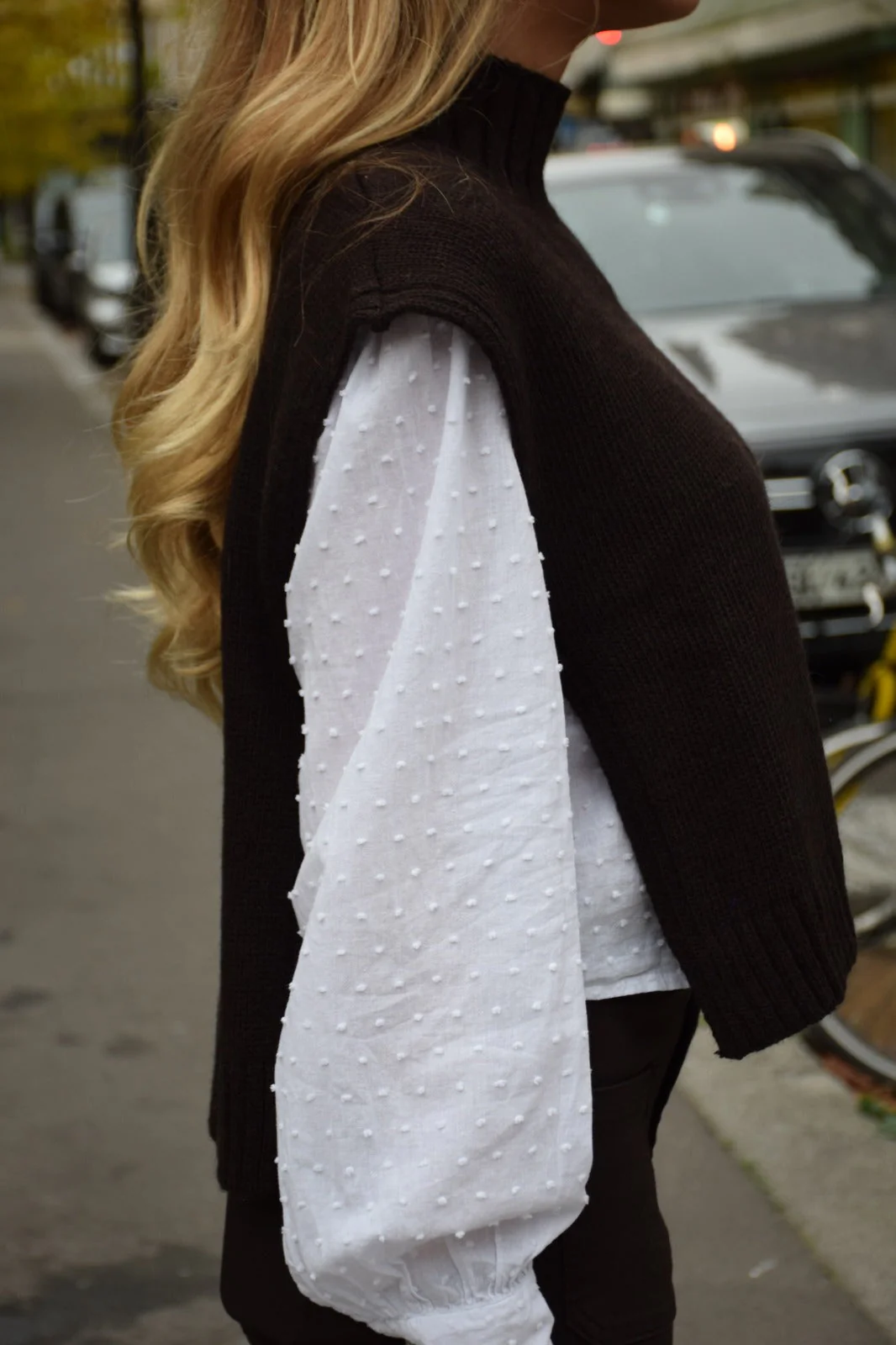 Gilet Julieta Marrón - Image 3