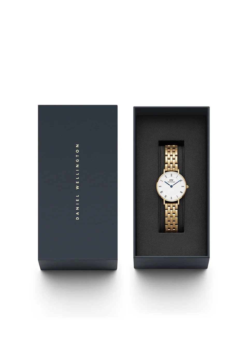 Montre Petite Roman Numerals 5 Link Gold - Image 3