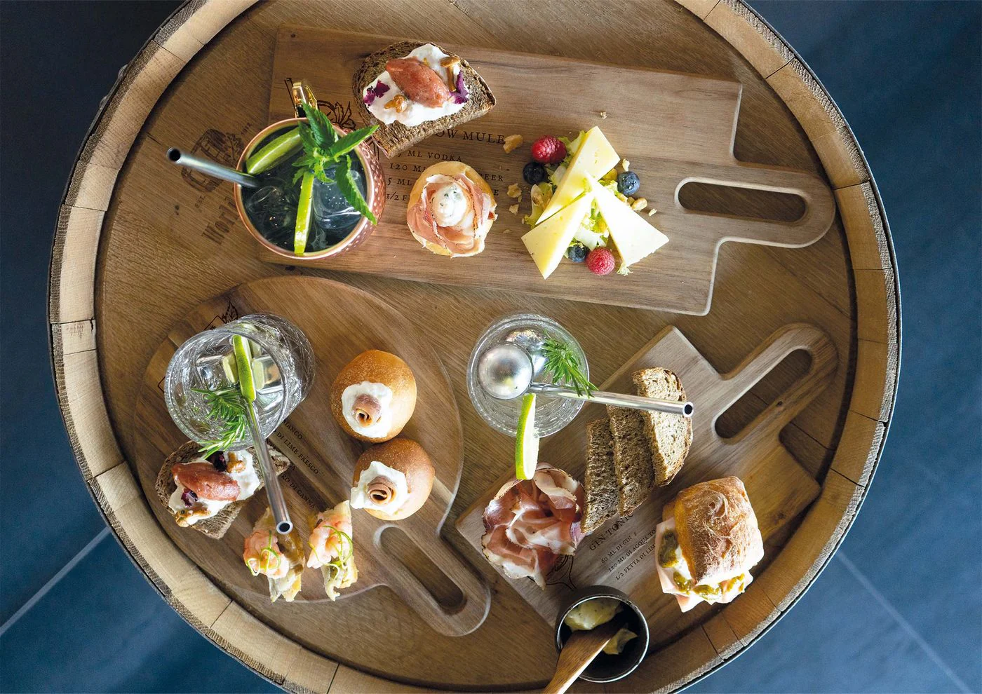 Planche À Découper En Bois D'Acacia Fsc®, Avec Recette De Cocktail Gravée