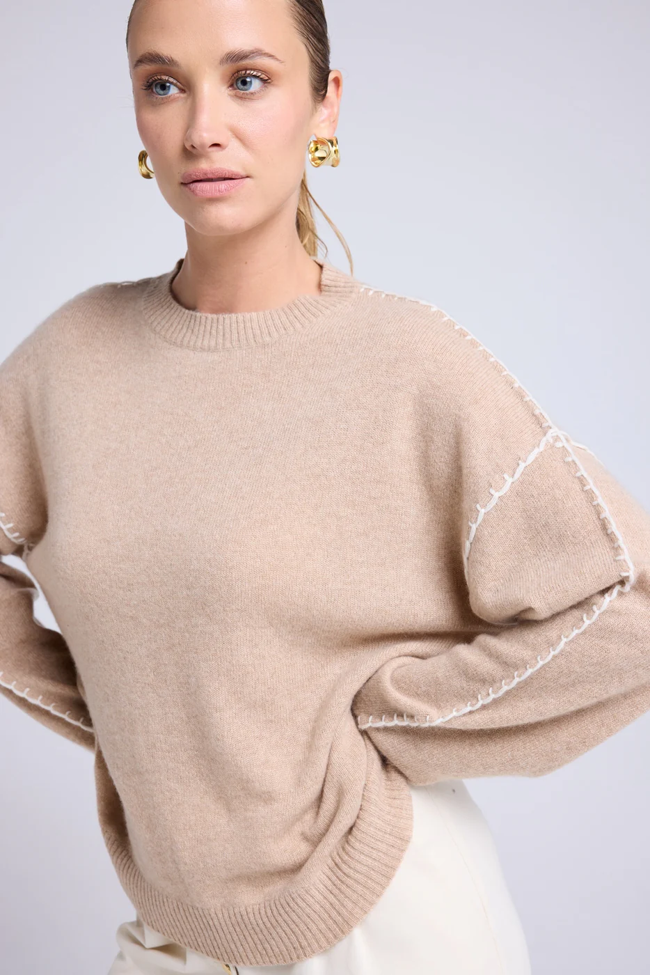 Pull Col Rond Oversize Surpiqures Clarisse - Beige Crème Blanc - Image 11