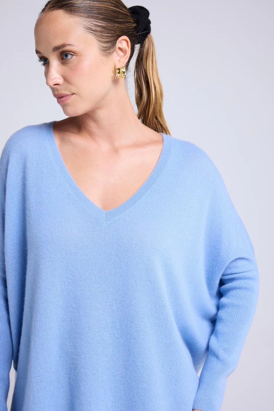 Pull Col V Poncho Zancha - Bleu Ciel - Image 5