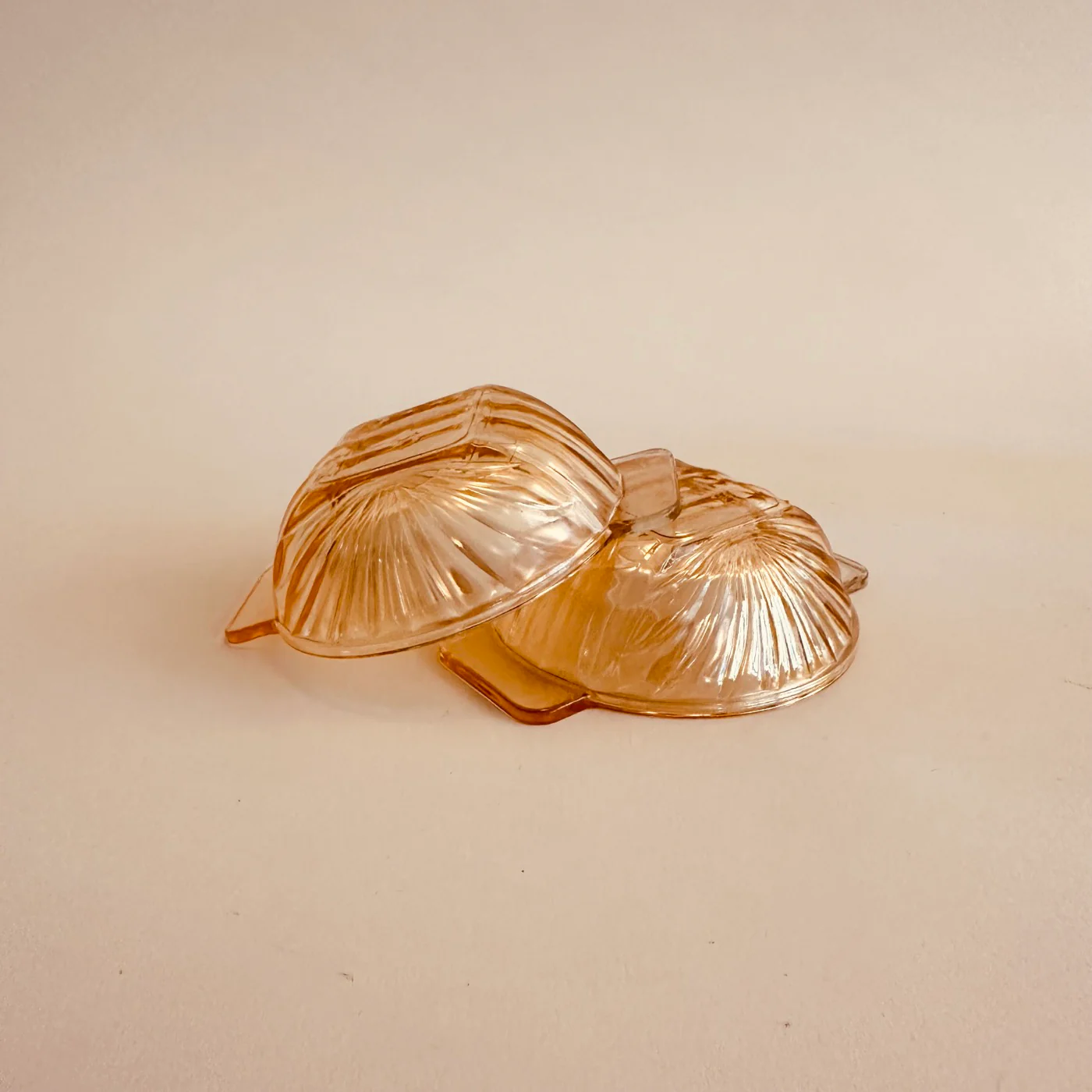 Duo De Coupelle En Verre Doré Vintage