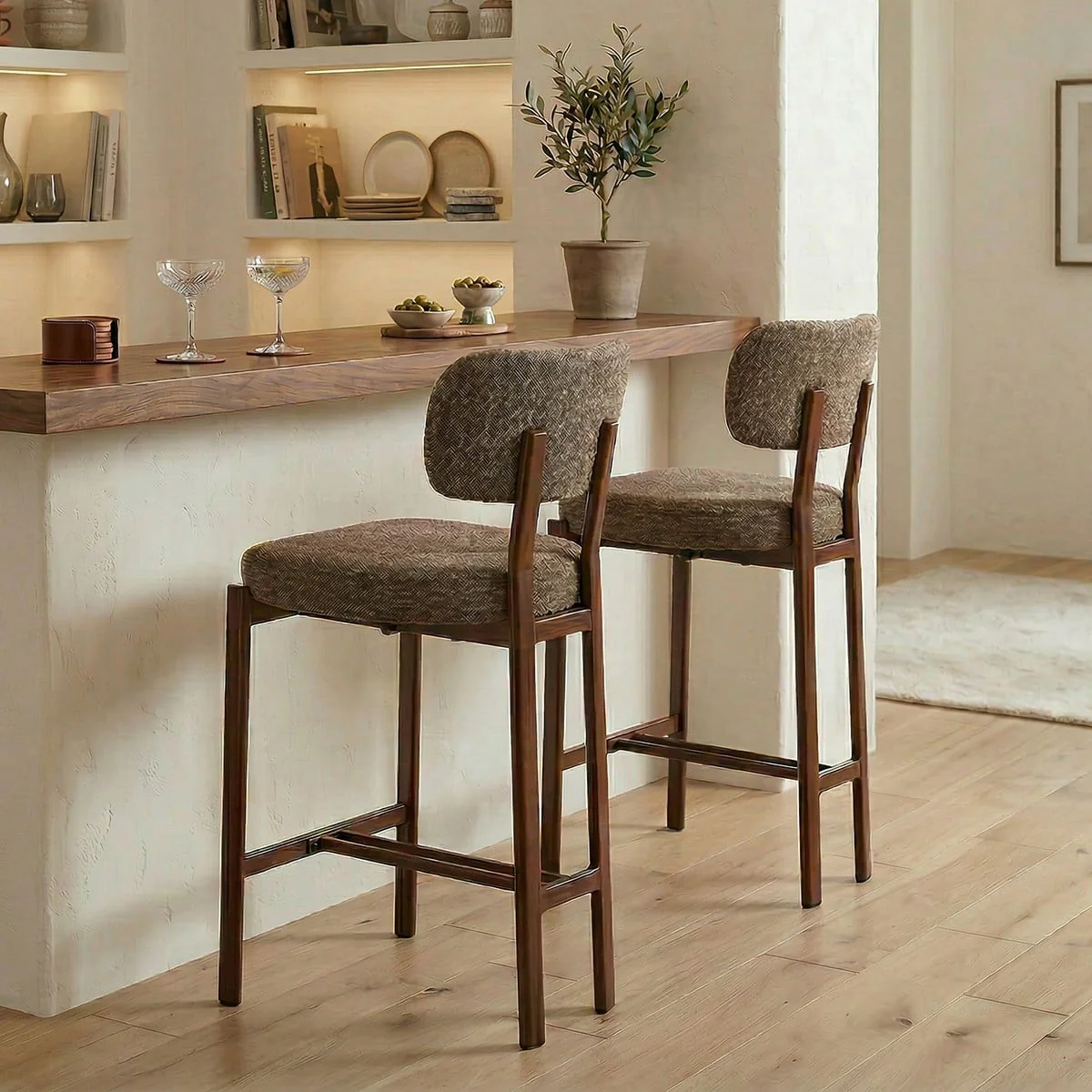 Marla - Lot De 2 Tabourets Tissu Marron Et Pieds Décor Noyer