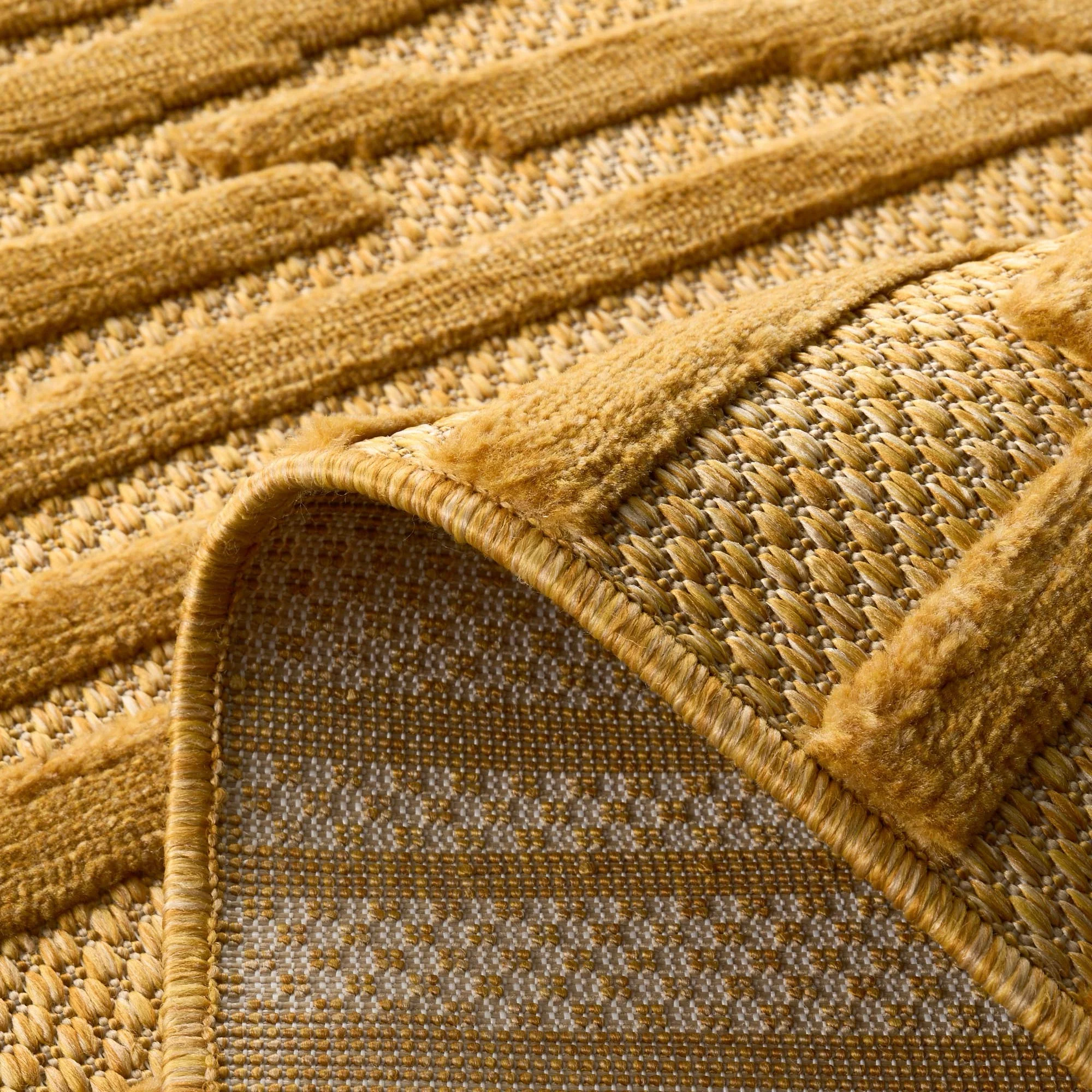 Tapis Santorini 990 - Motif Graphique - Jaune - Intérieur / Extérieur - Image 4