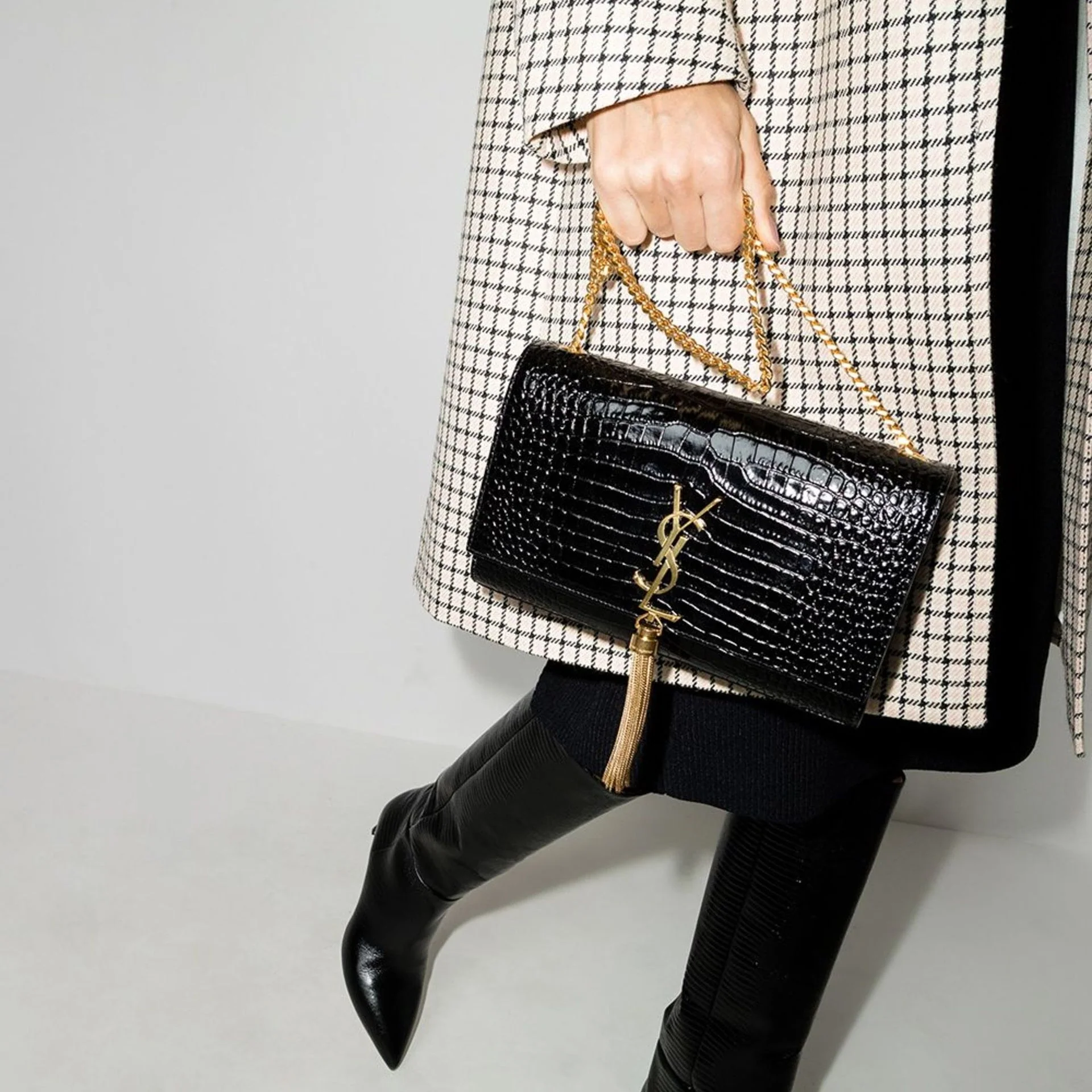 Sac Saint Laurent Kate Medium Tassel Crocodile Embossed Leather - Black - Femme - Image 5