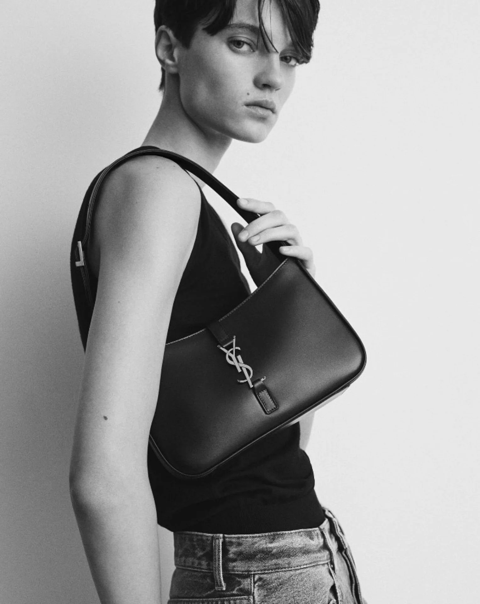 Sac Saint Laurent Le 5 À 7 Hobo Leather - Black - Femme - Image 5