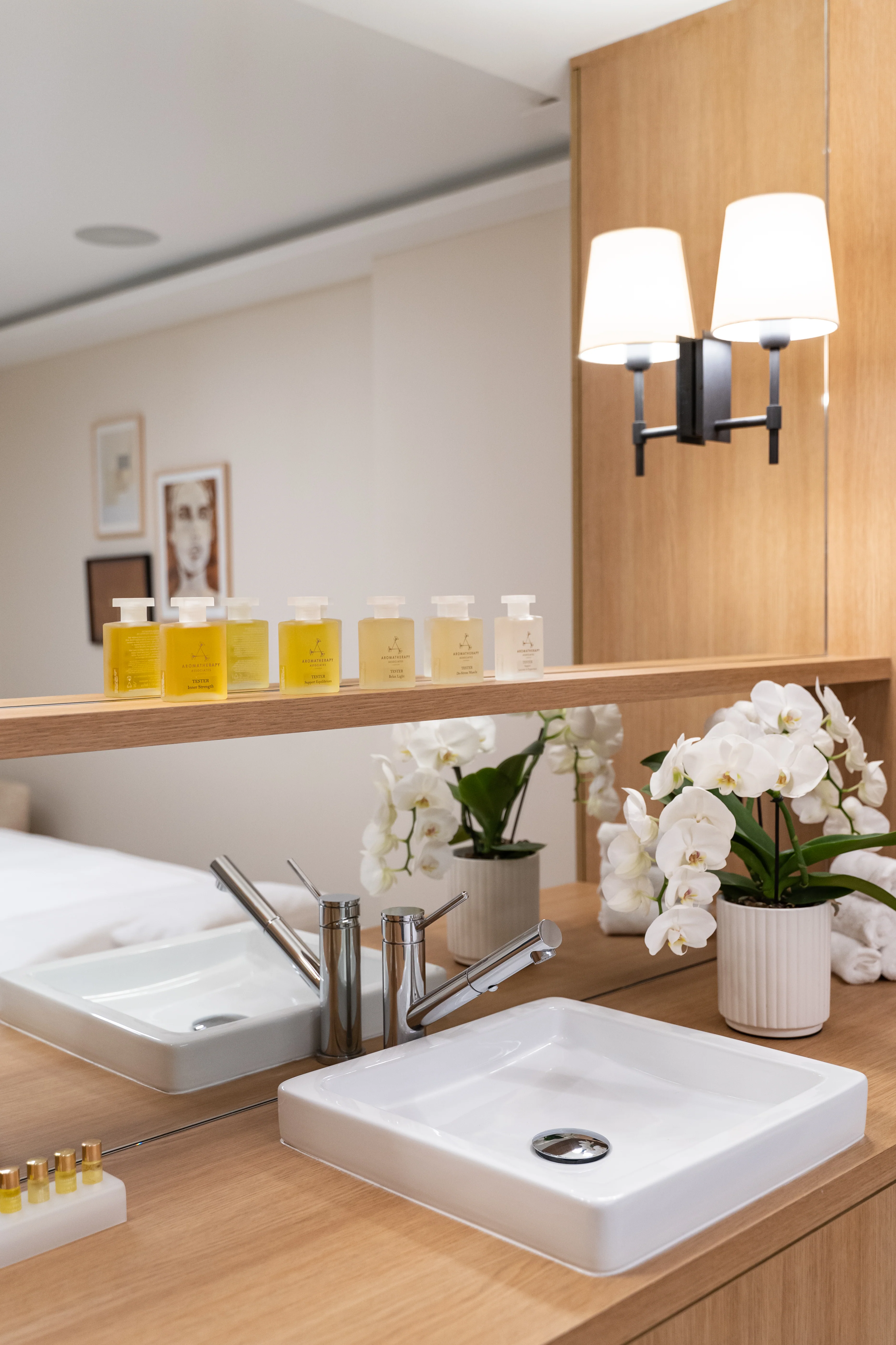 Spa Black Door Paris 8 - Rituel Glow & Relax 3H : Massage Signature 1H, Soin Du Visage Bioeffect 1H et Accès au Spa 1H (1 Personne) - Image 19
