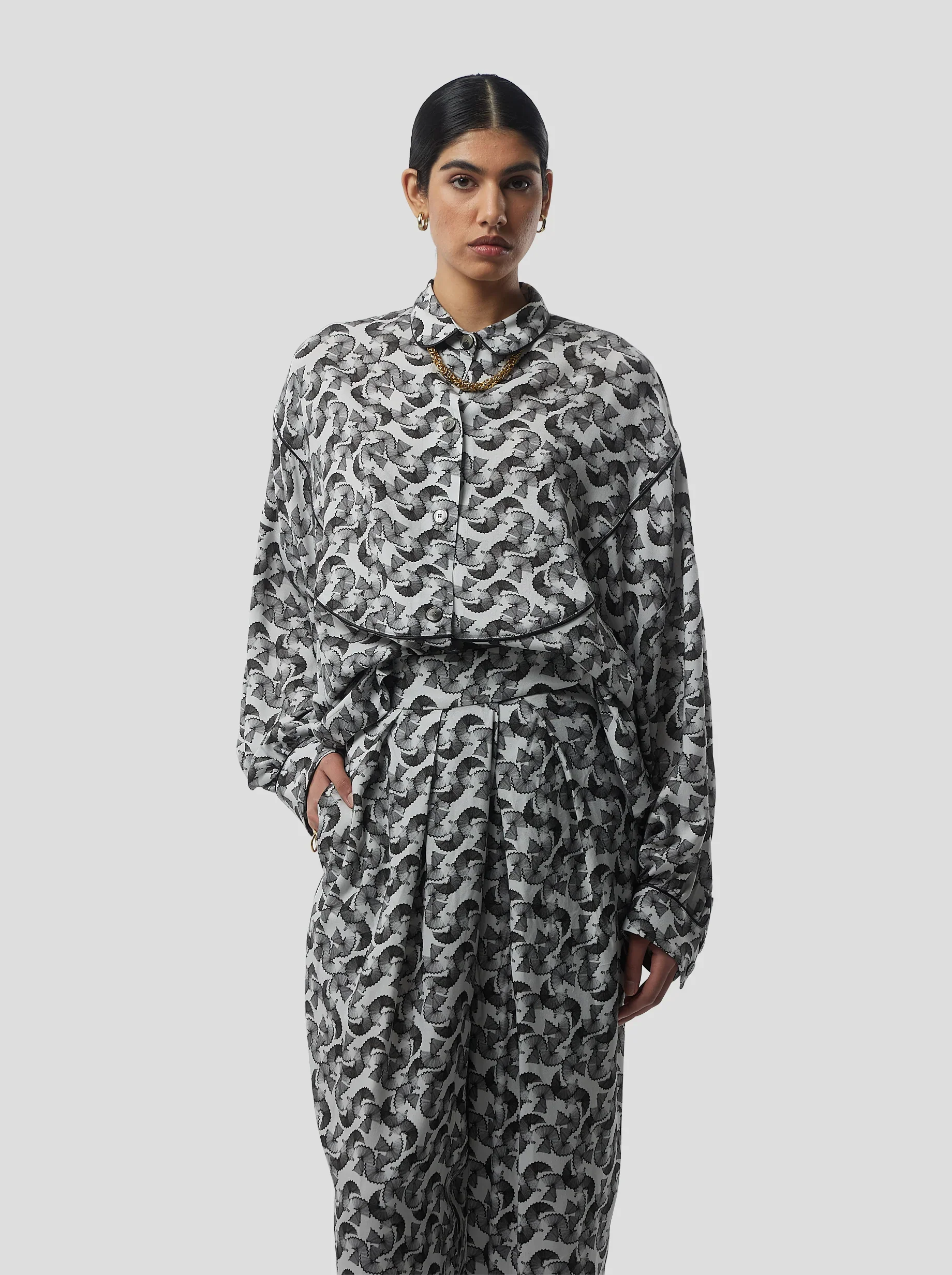Tasman Shirt in Lead shavings print - Image 5