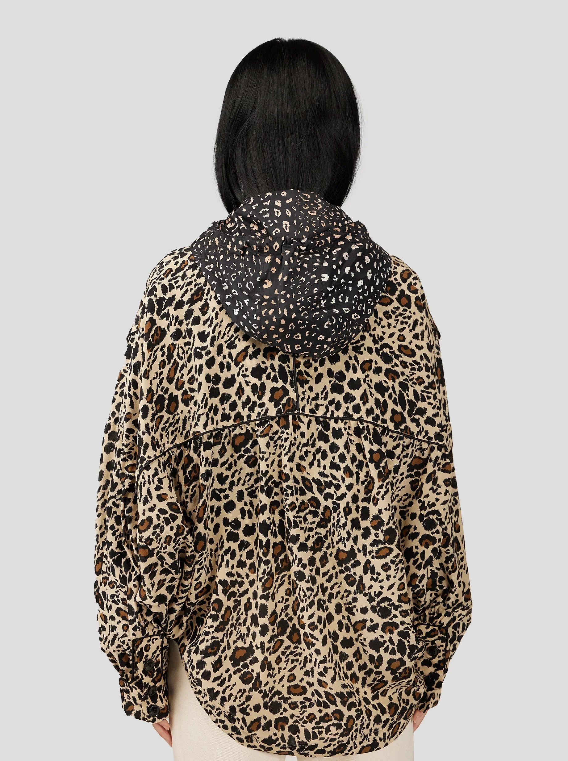 Chemise Tasman À Imprimé Léopard Soyeux - Image 8