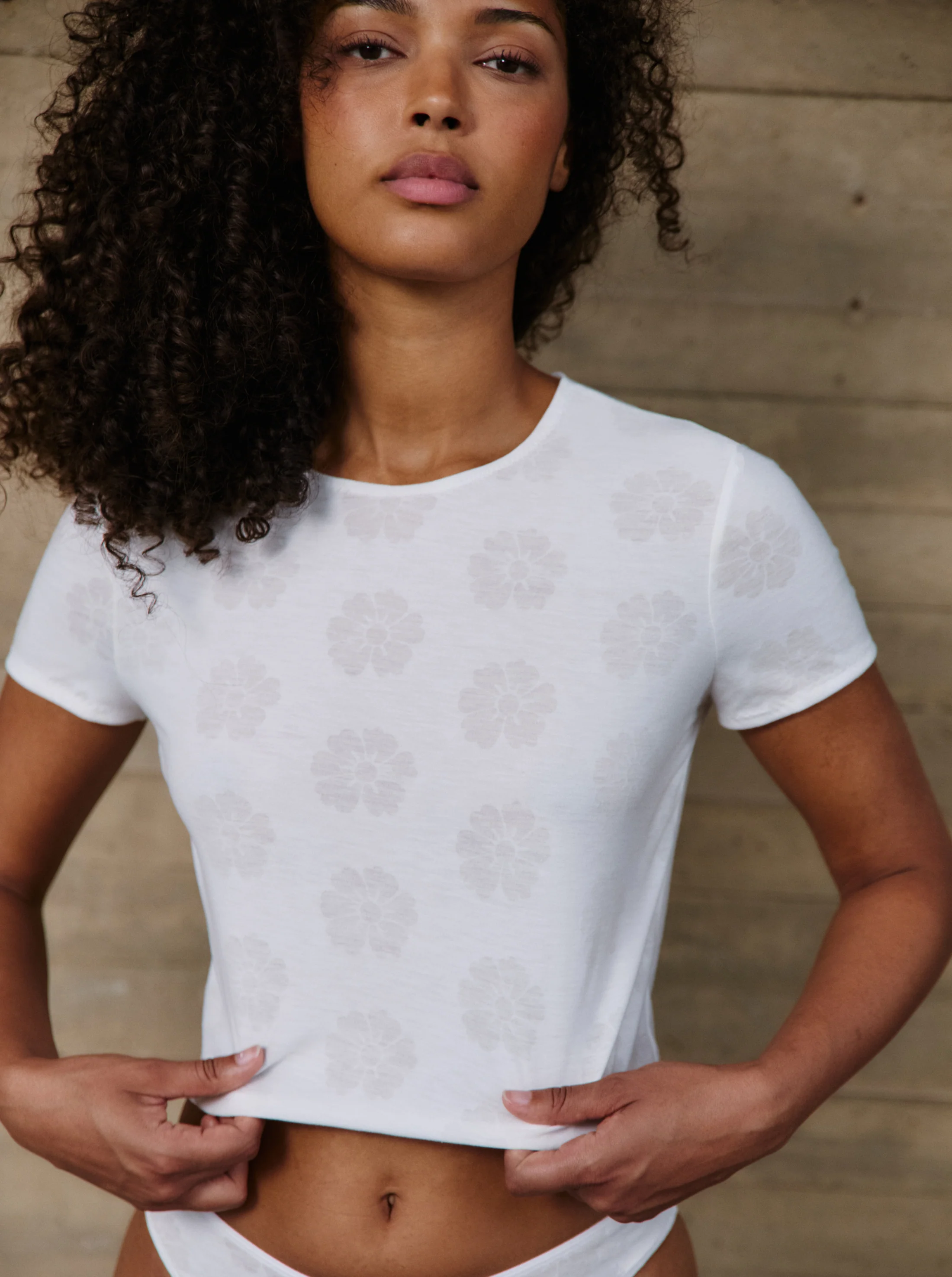 Tee-Shirt Full White Daisies - Image 5