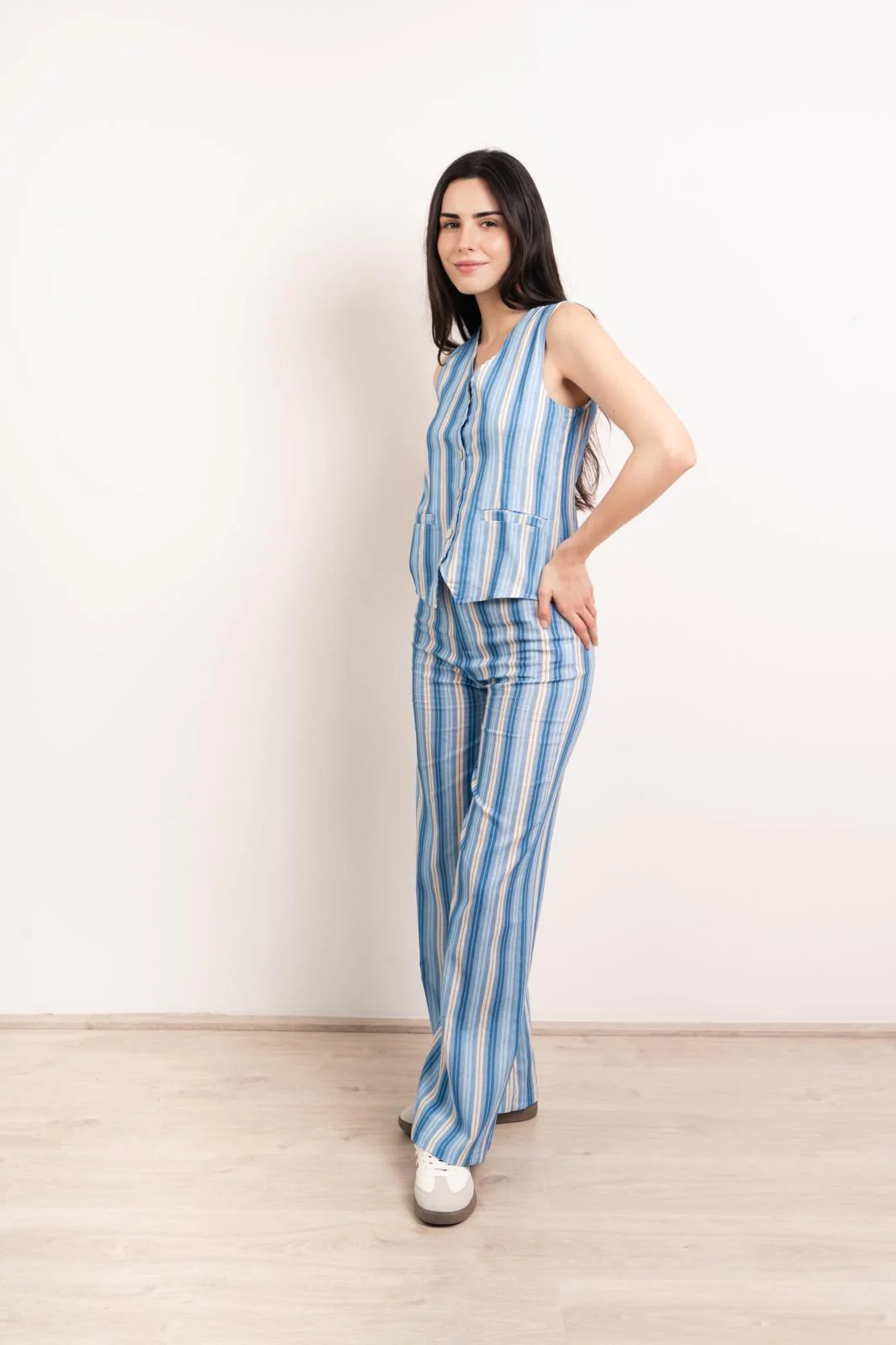 Débardeur En Lin Bleu Ana - Image 6