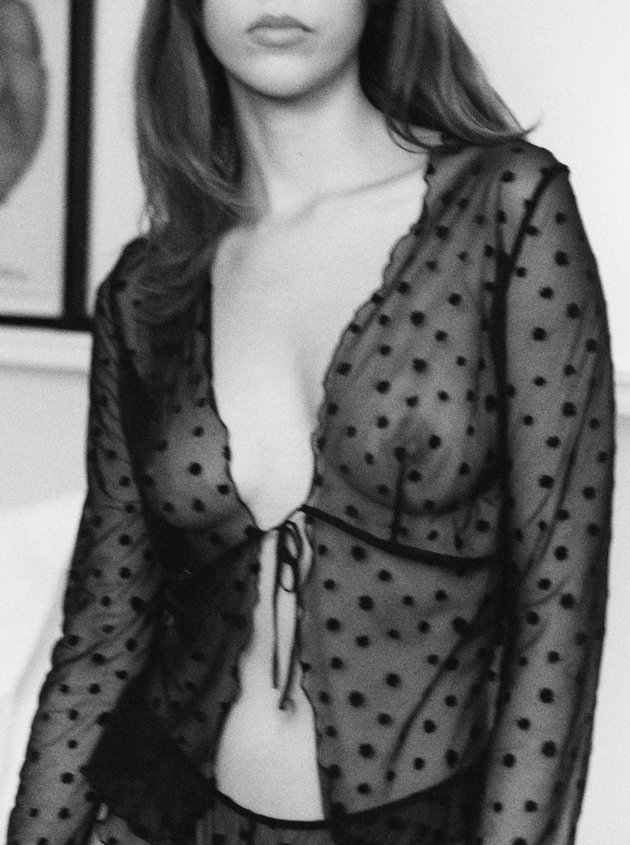 Top Sheer Black - Image 6